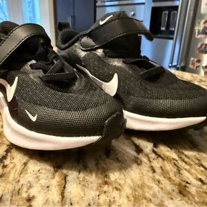 Nike Kids Black and White Sneakers